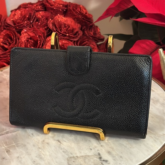 Chanel Caviar Skin Black long bifold wallet clean and beautiful - Picture 3 of 16